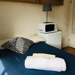 https://rooms-at-51.brighton-hotels-england.com